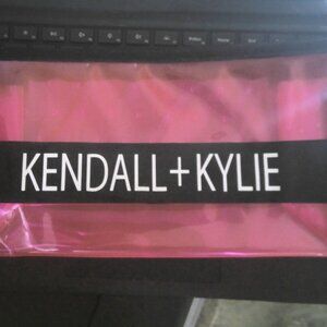 kendall+kylie pouch giveaway